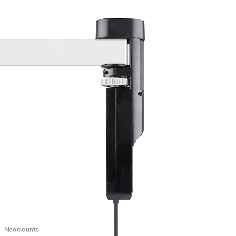 Neomounts VOLT DS22-840BL6 Bureaucontactdoos met klem - 2 x USB-C (20W), 1x USB-A (18W), 3 x 230V Type F stopcontact 3680 Watt - 1,4 m kabel - Quick-charge - zwart
